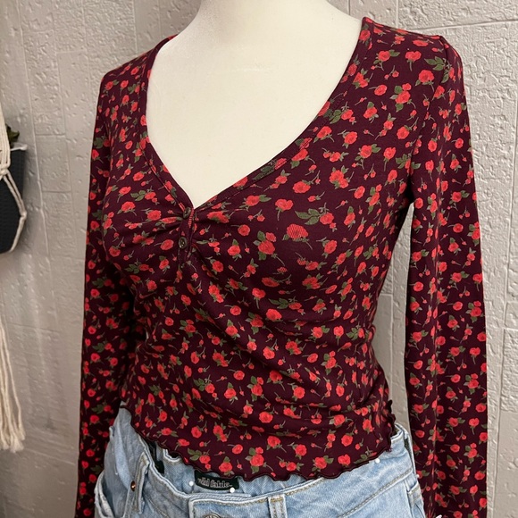 small top - Picture 2 of 6